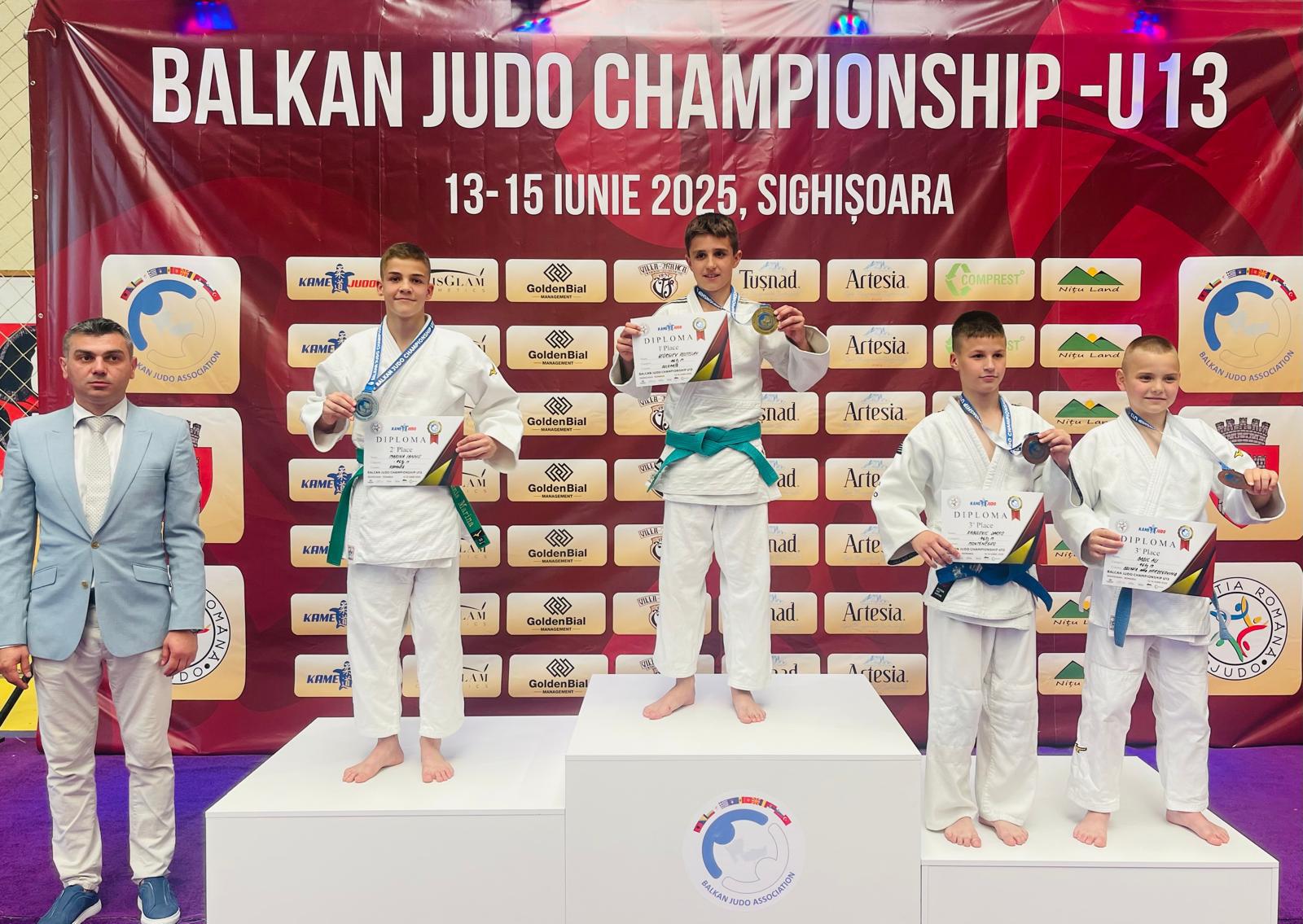 Iannis Marina a câștigat medalia de argint la Campionatul Balcanic